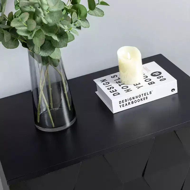 Table de chevet à deux tiroirs