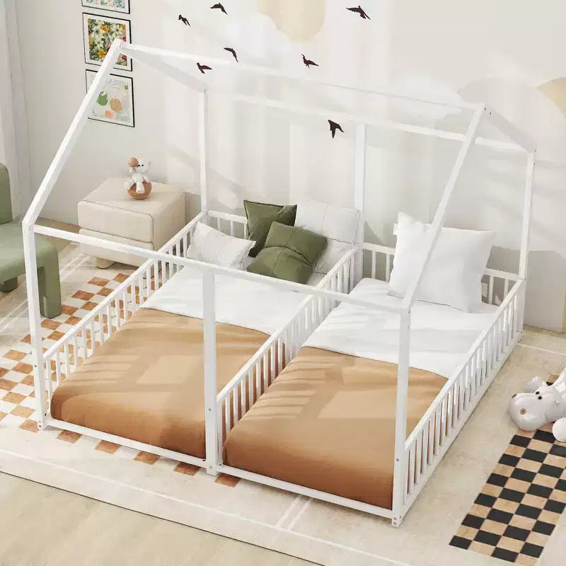 Lits plateformes superposés en métal taille simple en forme de maison avec deux lits partagés