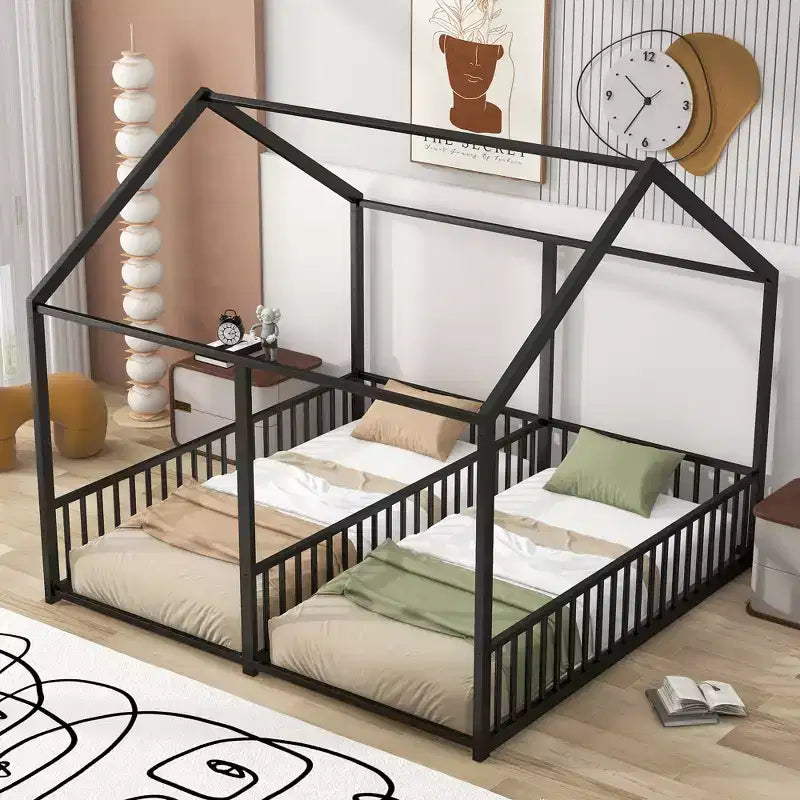 Lits plateformes superposés en métal taille simple en forme de maison avec deux lits partagés