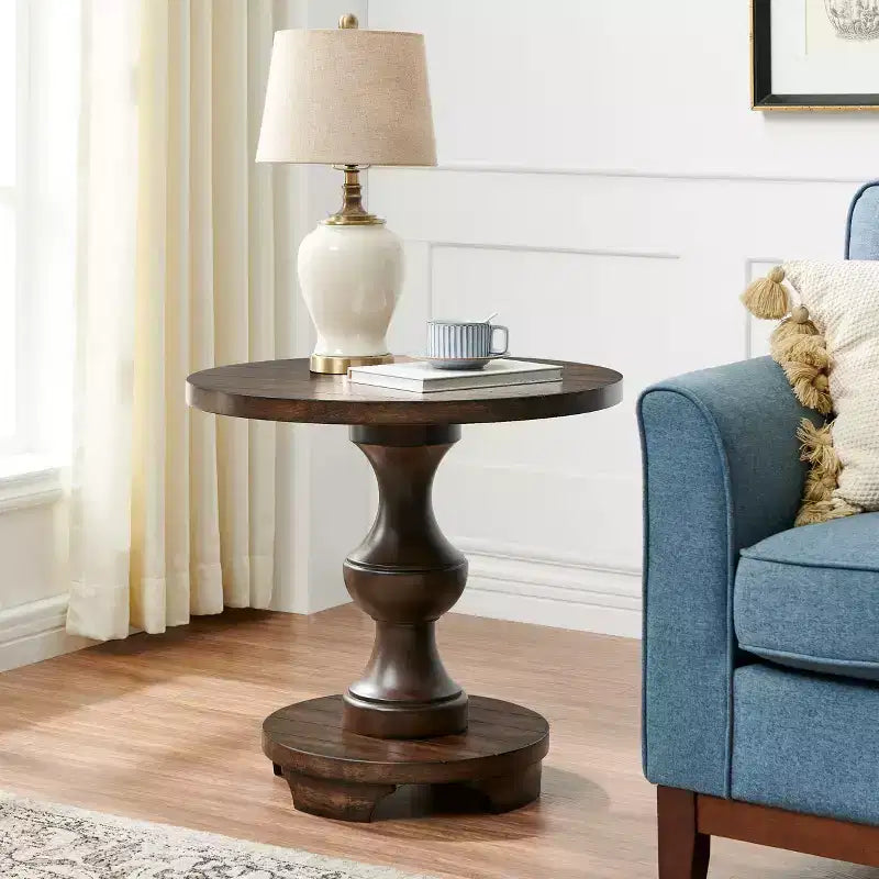 Table d'appoint ronde à piedestal de style traditionnel