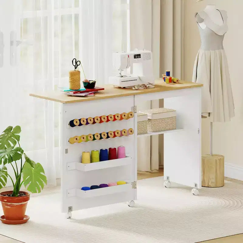 Table de couture pliante avec étagère de rangement au design compact, 2 plateaux et 18 chevilles