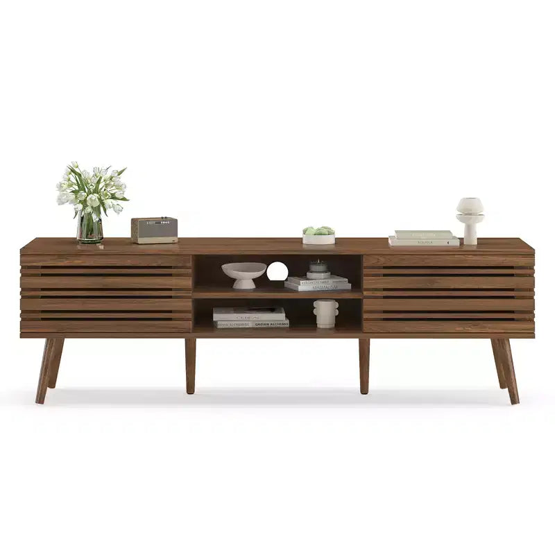 Meuble TV moderne d'inspiration médiévale, adapté aux téléviseurs de moins de 70 pouces, avec compartiments de rangement. Meuble TV en bois, pour le salon.