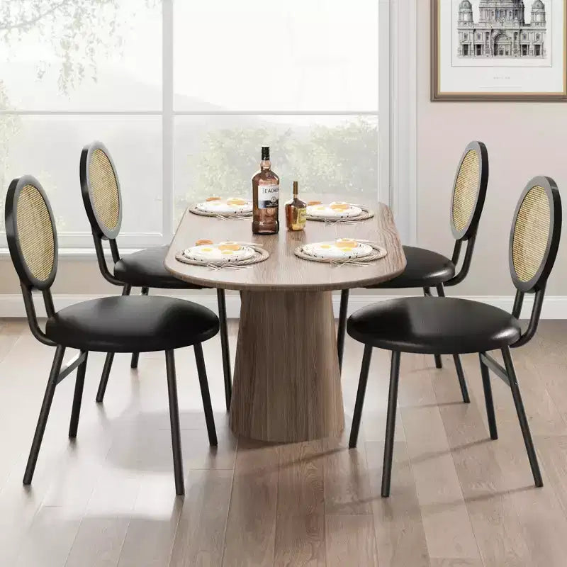 Chaises de salle à manger modernes rembourrées avec dossier en rotin naturel et pieds en métal
